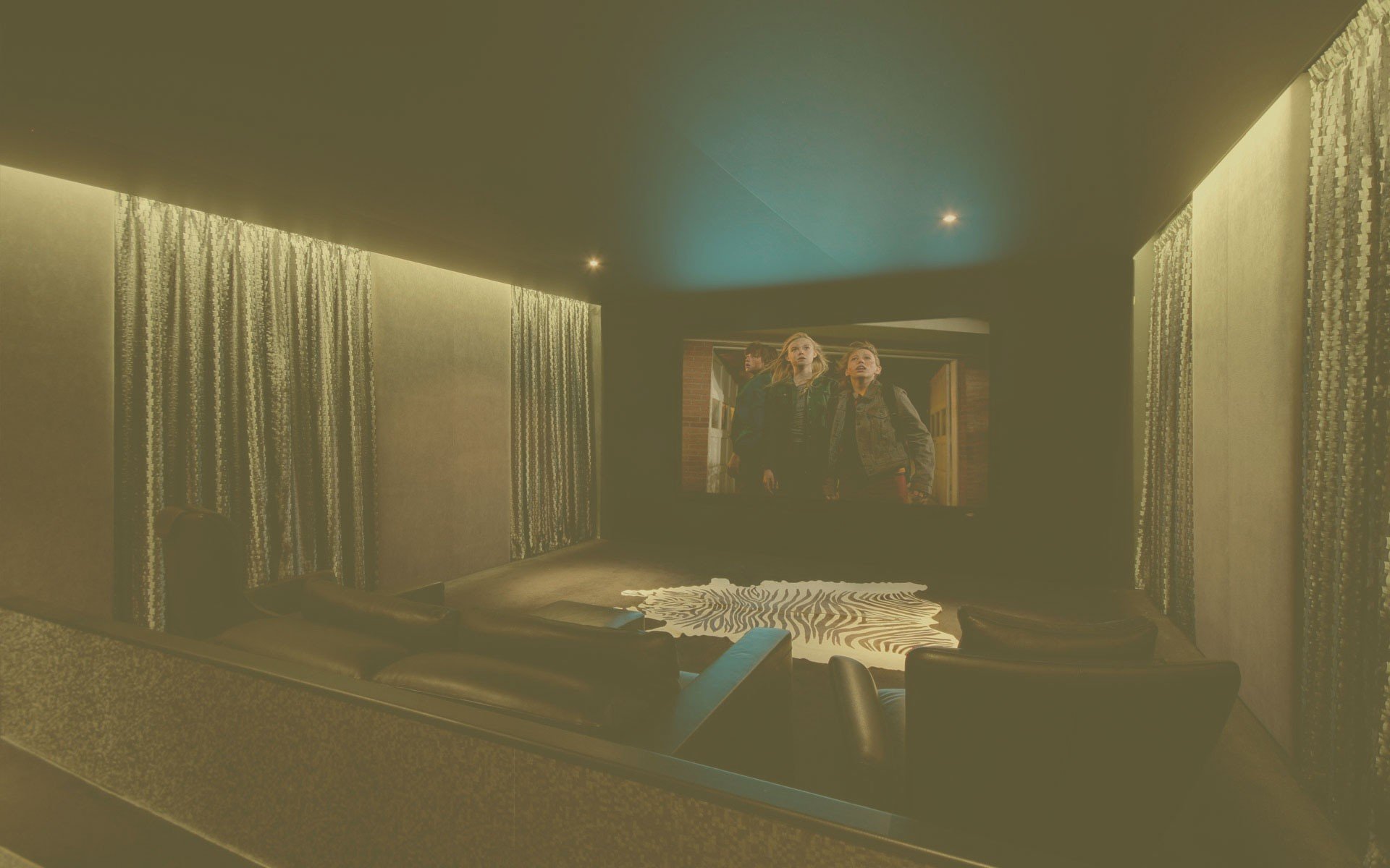 Luxury Home Cinema Features for a True Movie Theatre Feel